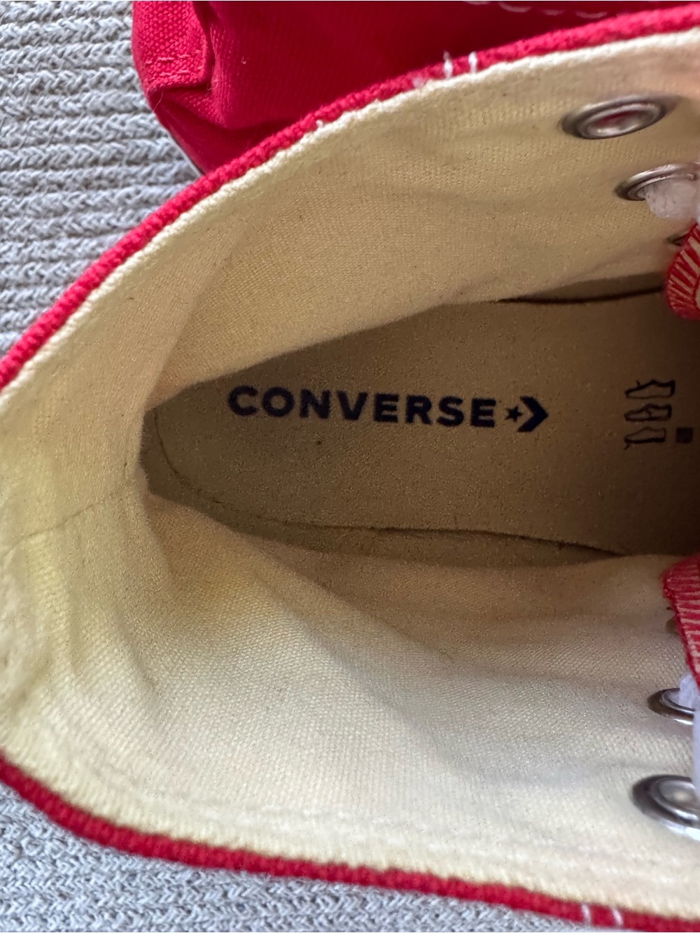 Converse Red High-Top Unisex Canvas Sneakers with White Accents Men 6 or Women 8 - Picture 7 of 7